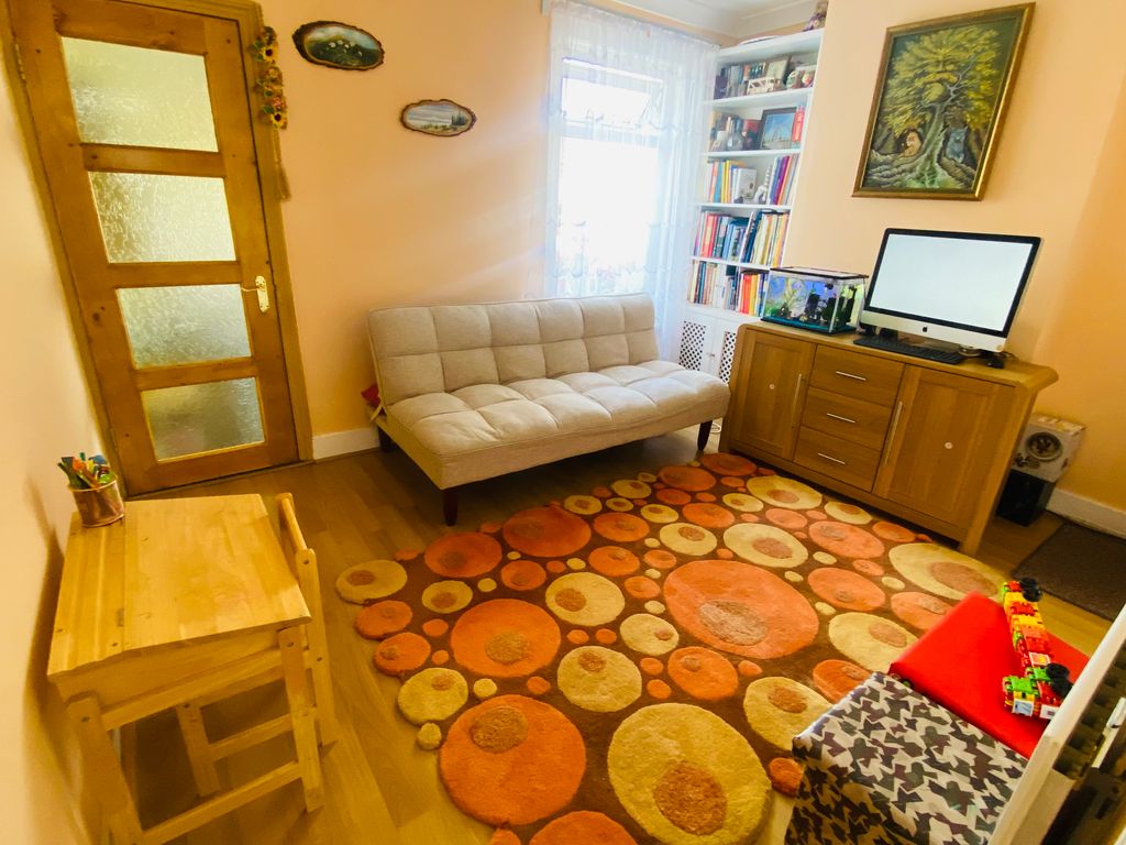 Property photo 3 of 9 Image