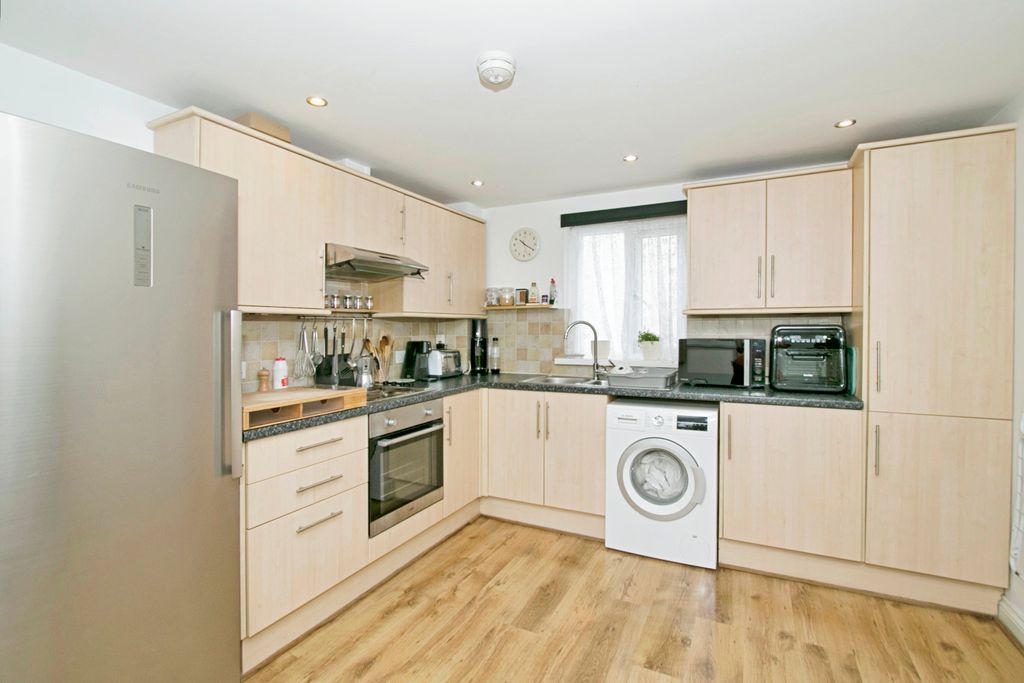 Property photo 2 of 12 Photography