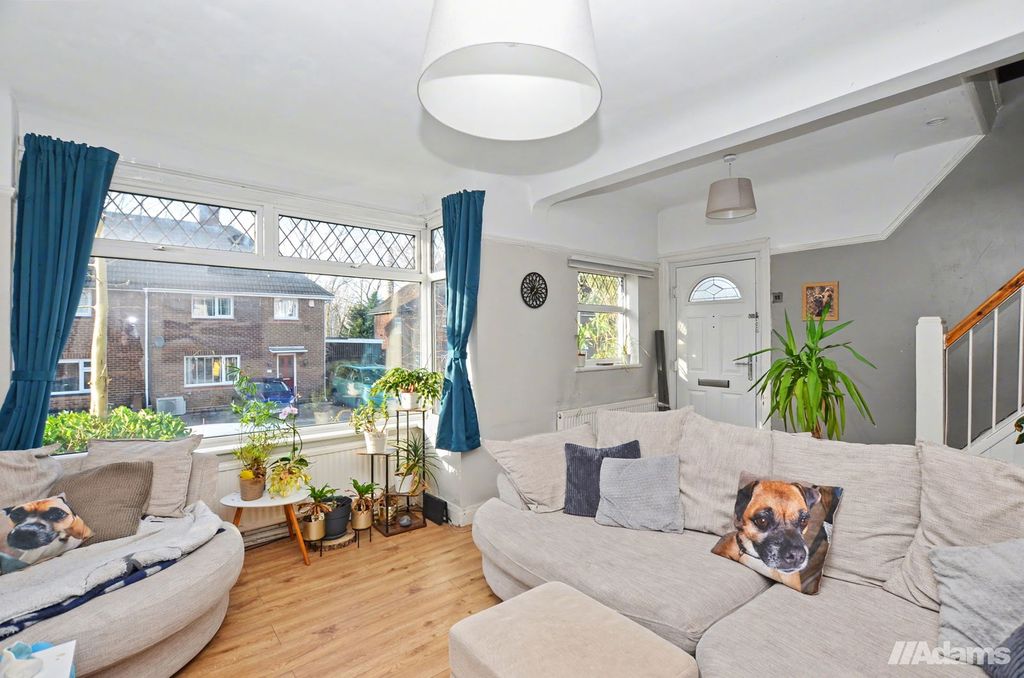 Property photo 2 of 12