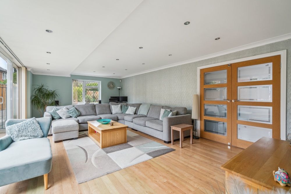 Property photo 3 of 19