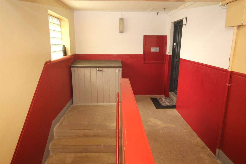 Additional image 22 of 3 bed flat for saleMargaret Street, Greenock PA16