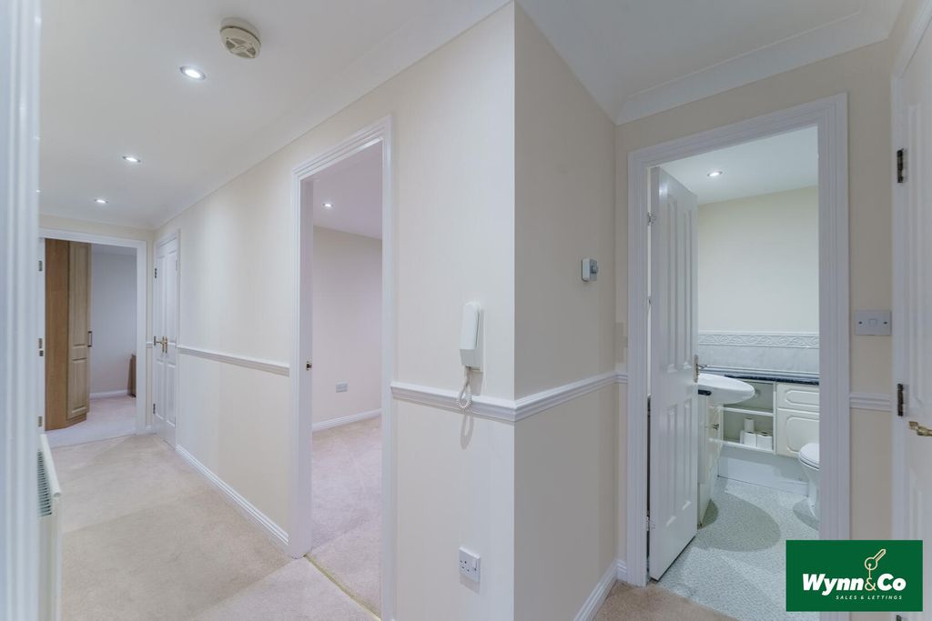 Property photo 3 of 24 Hallway