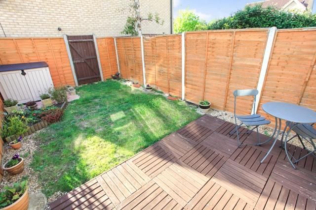 Property photo 2 of 12 Garden