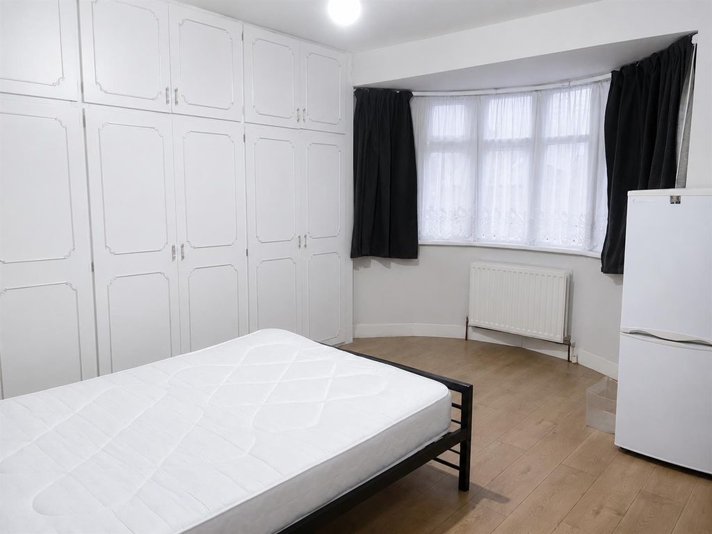 Property photo 2 of 5 493c4F1E-2607-4Aaa-9E54-8A271281Dff4.Png
