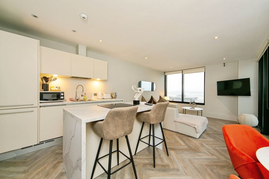 Property photo 1 of 17 Photo