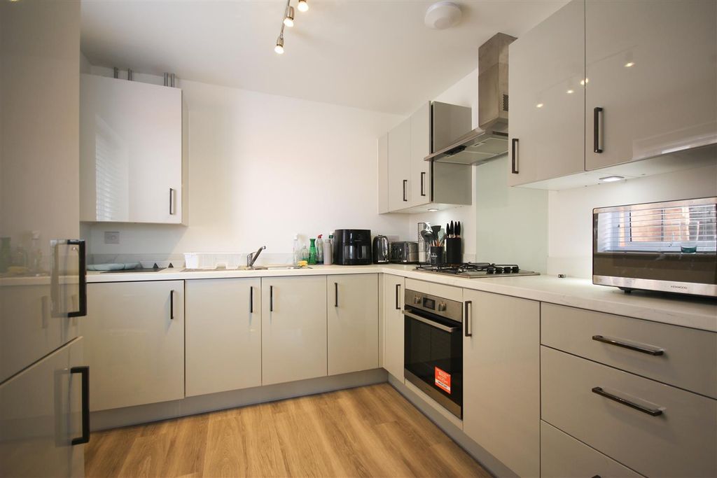 Property photo 3 of 10 Img_8597.Jpg