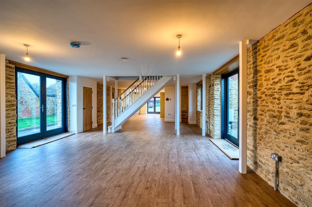 Property photo 3 of 15 Open Plan Living/Dining Space