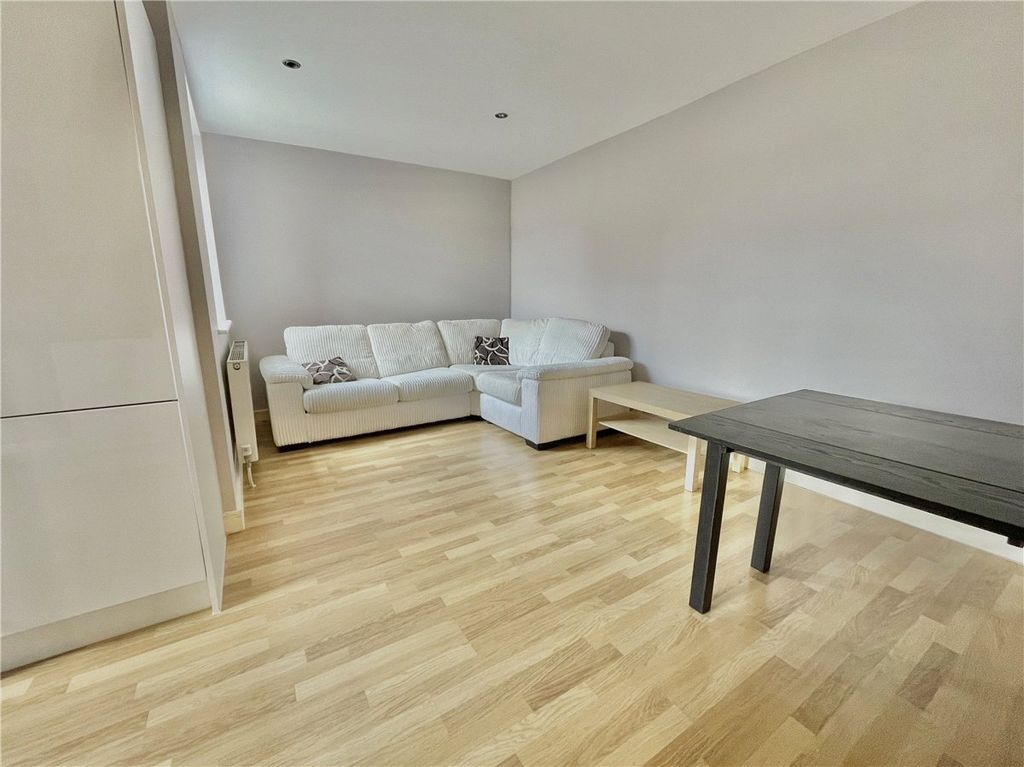 Property photo 2 of 8 Picture No. 02