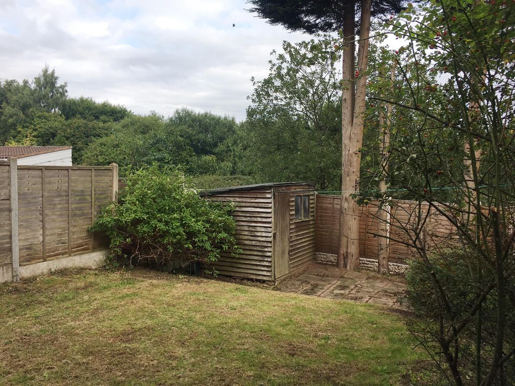 Property photo 3 of 11 Garden