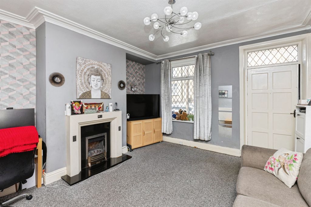 Property photo 3 of 23