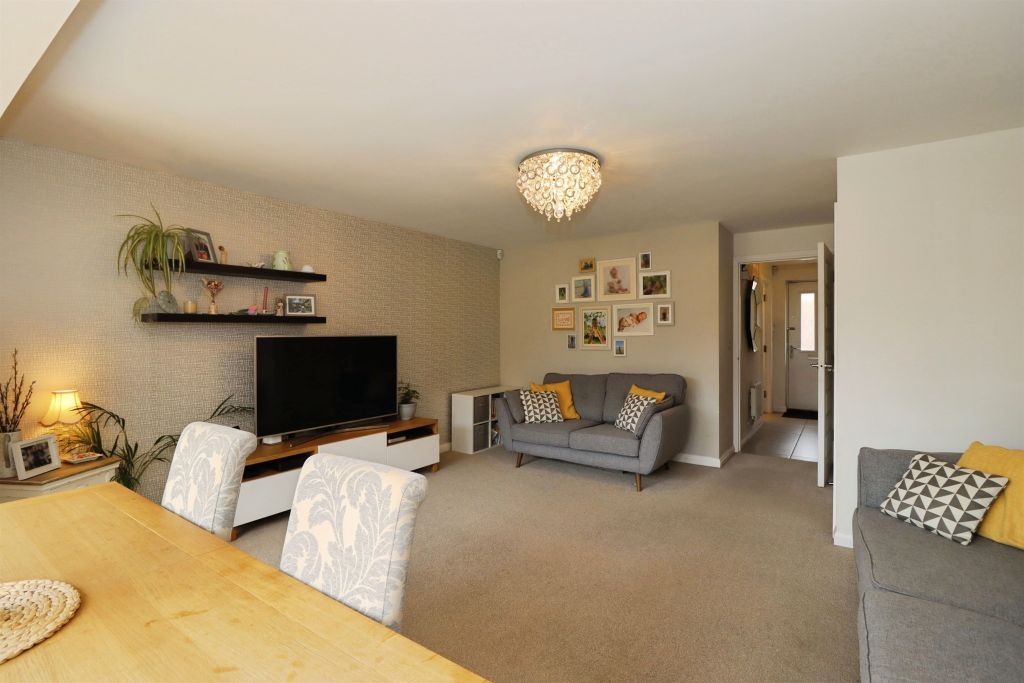 Property photo 2 of 29