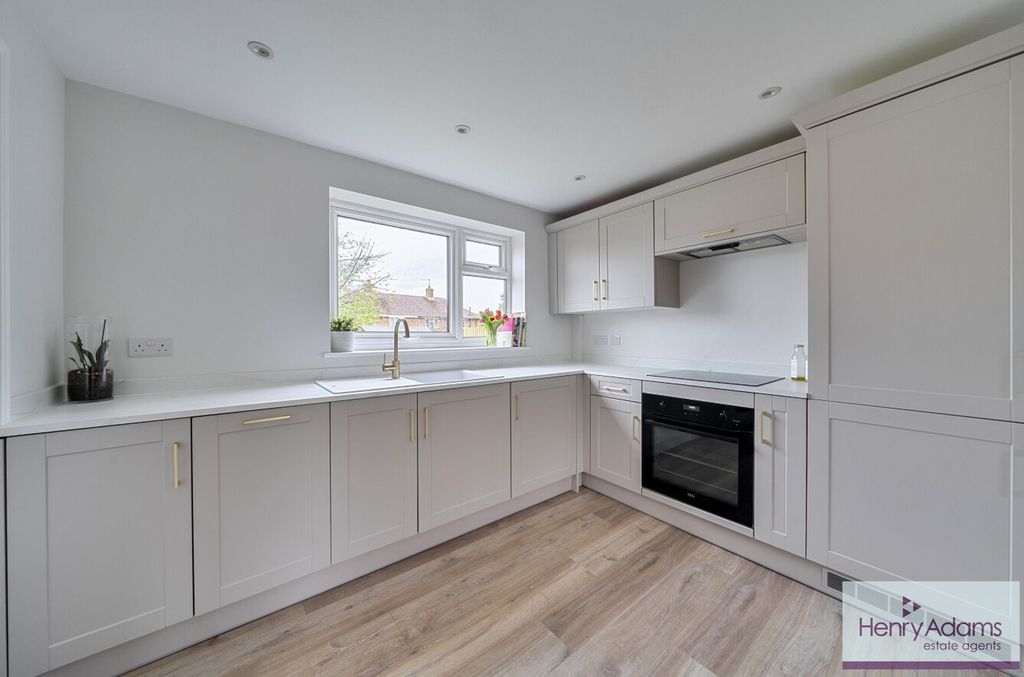 Additional image 5 of 3 bed semi-detached house for saleCardew Road, Liss GU33