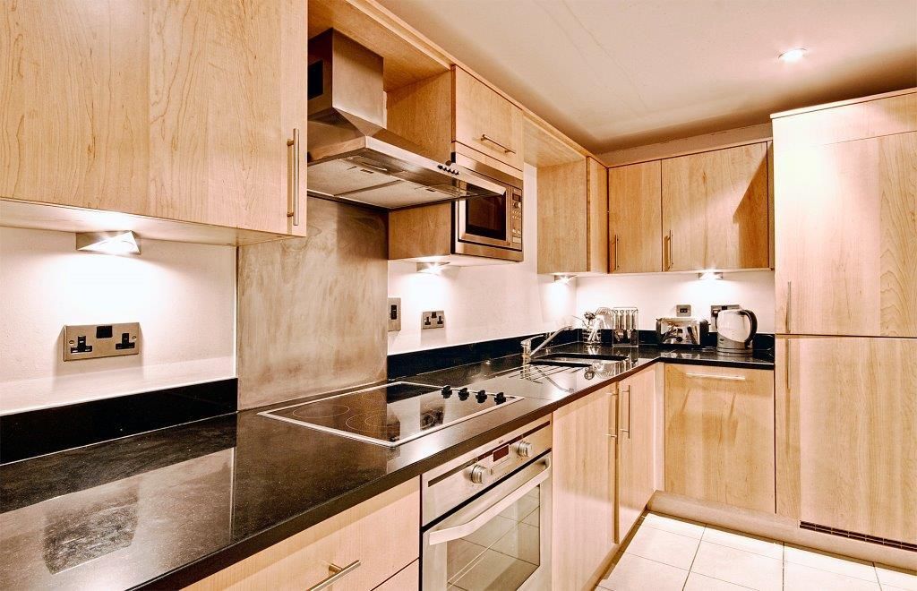 Property photo 2 of 9 Kitchen.Jpg