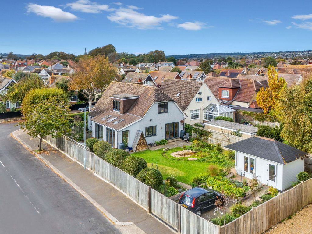 Property photo 1 of 25