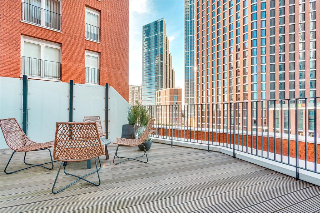 Property photo 3 of 11