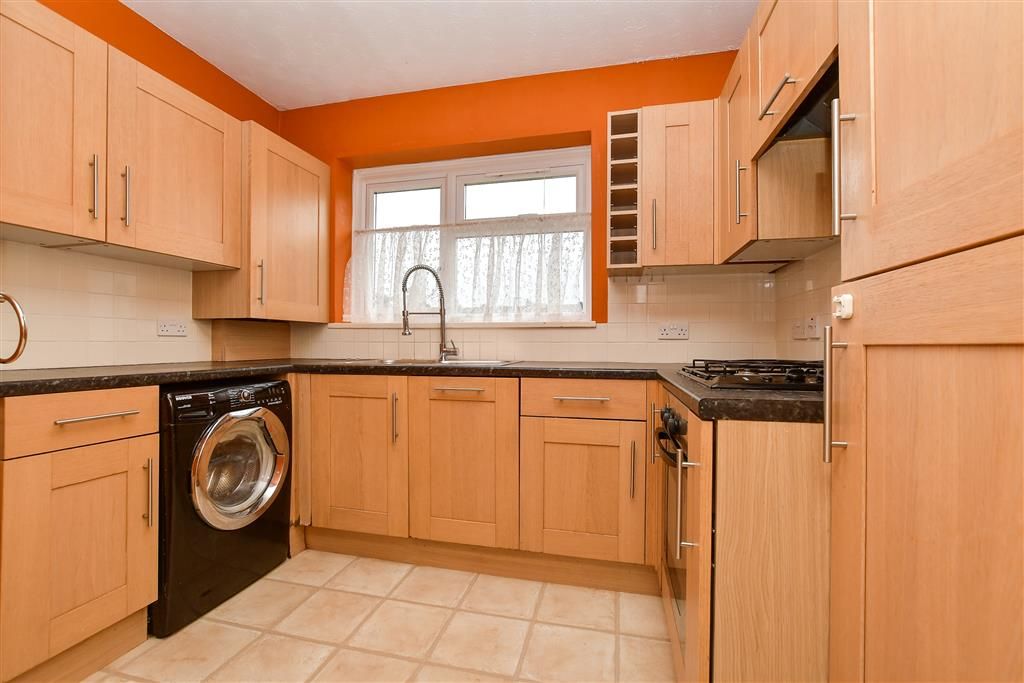 Property photo 2 of 16 Kitchen