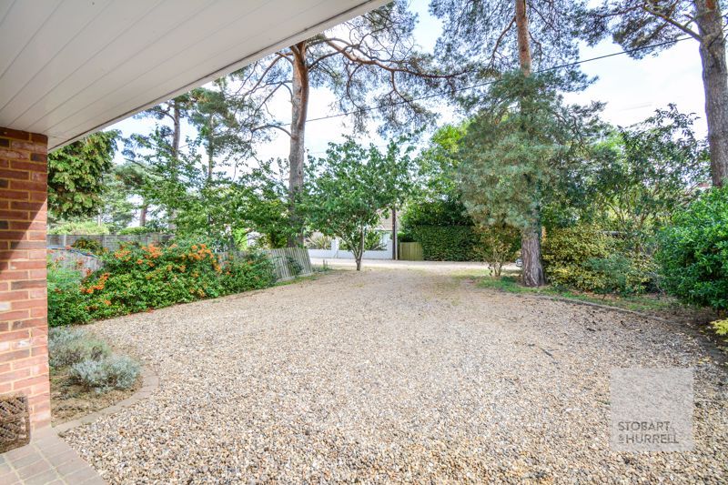 Property photo 2 of 26 Driveway