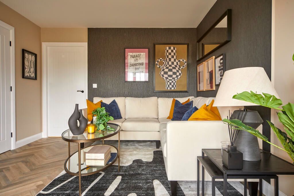 Property photo 3 of 7 Photo 4