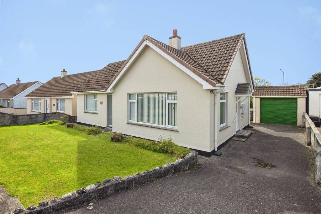 Property photo 1 of 18 Pbox-Img.Jpg