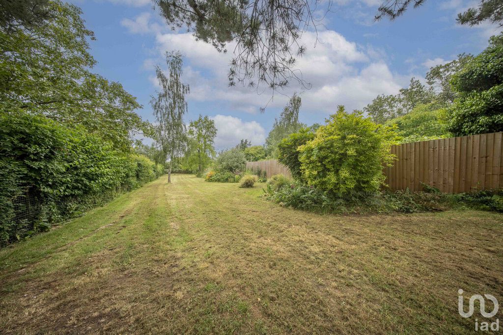 Property photo 2 of 30