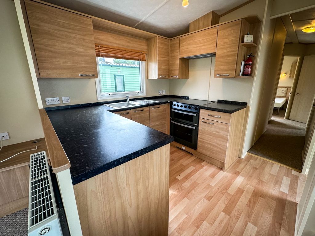 Property photo 2 of 3