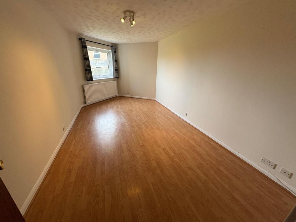 Property photo 3 of 10 Photo 3