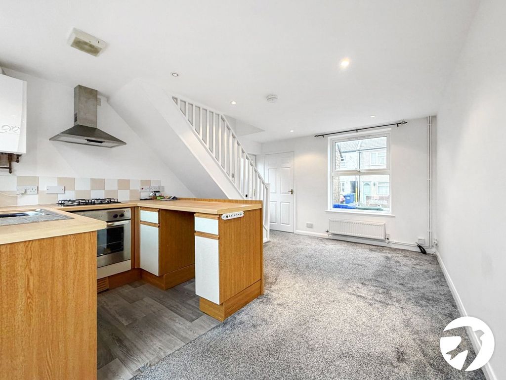 Property photo 1 of 10 Picture No. 13