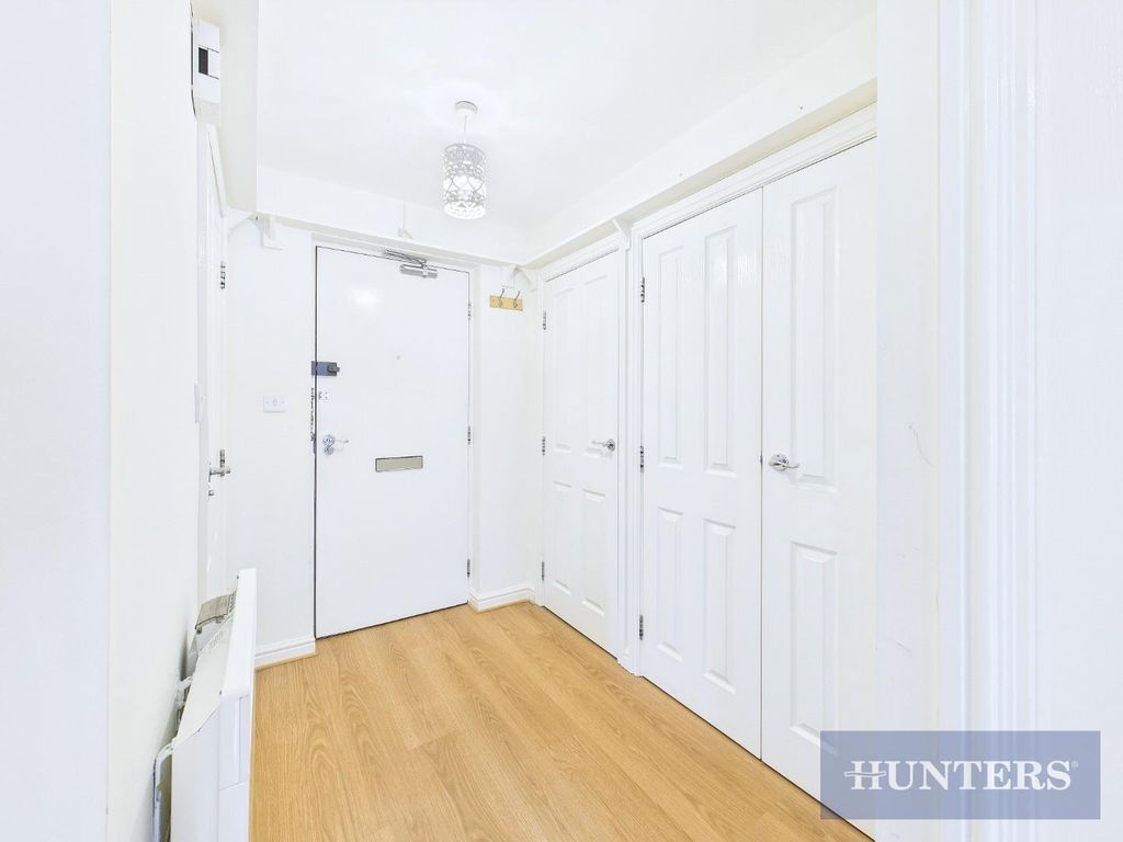 Property photo 2 of 16 Cam05316G0-Pr0036-Still012.Jpg