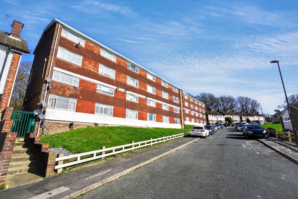 Property photo 1 of 20