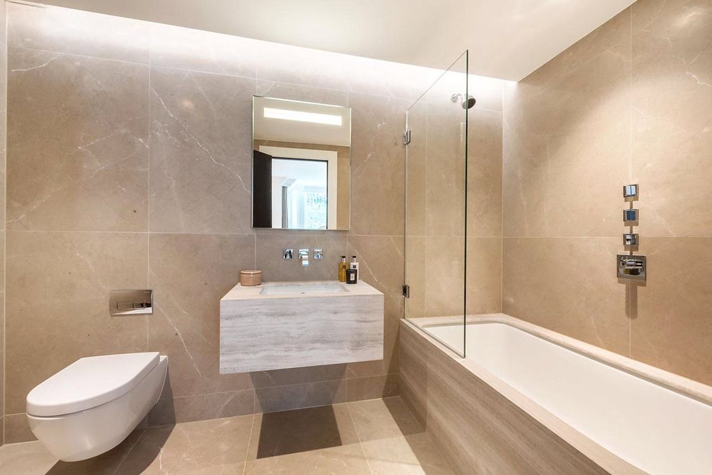 Property photo 3 of 8 Picture No. 05