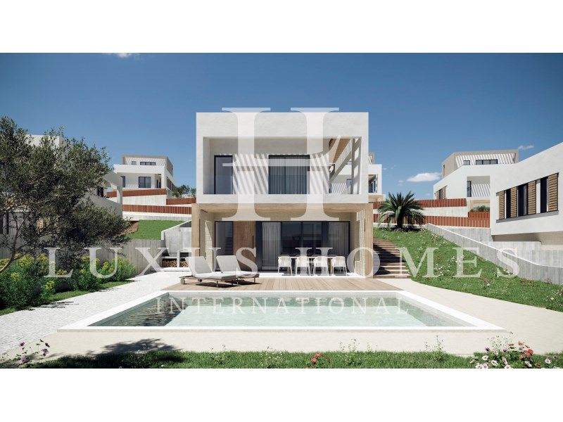 Property photo 1 of 9