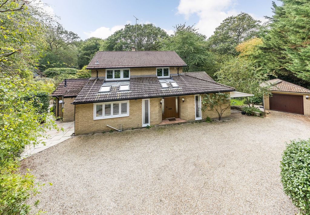Property photo 3 of 23