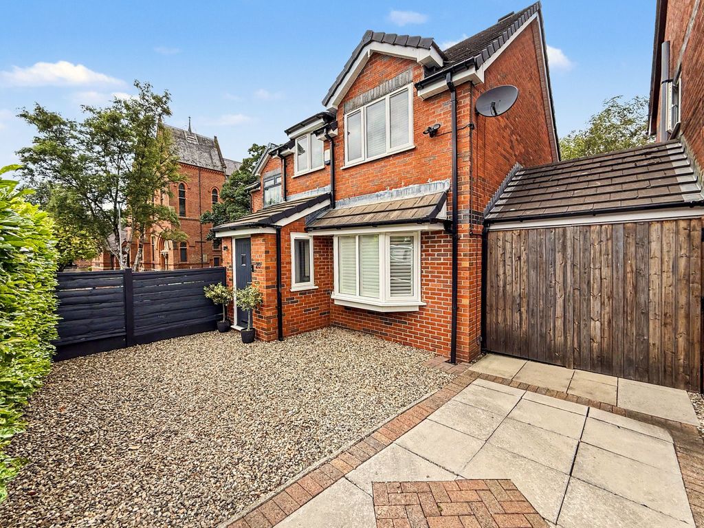 Property photo 1 of 29