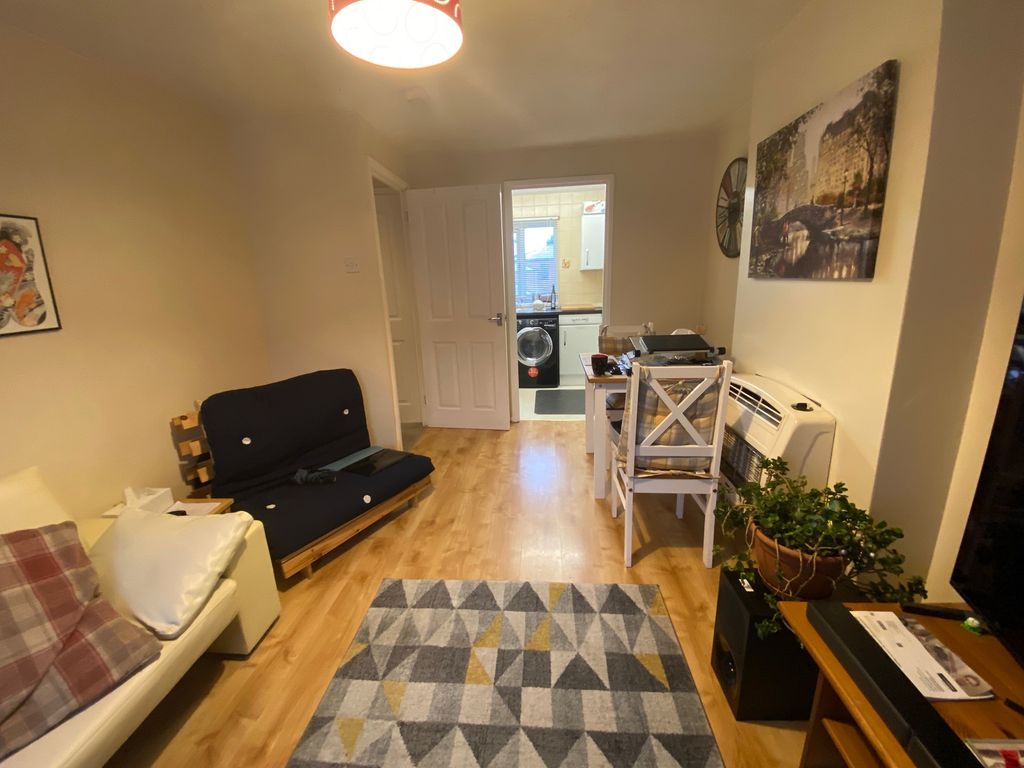 Property photo 3 of 5 Living Room