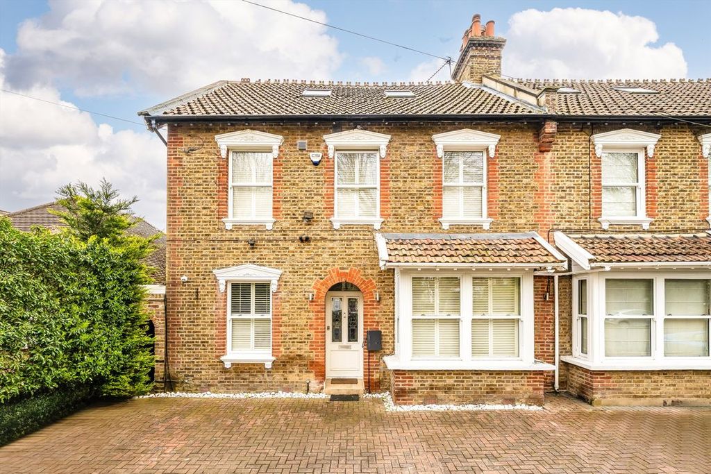 Property photo 1 of 1