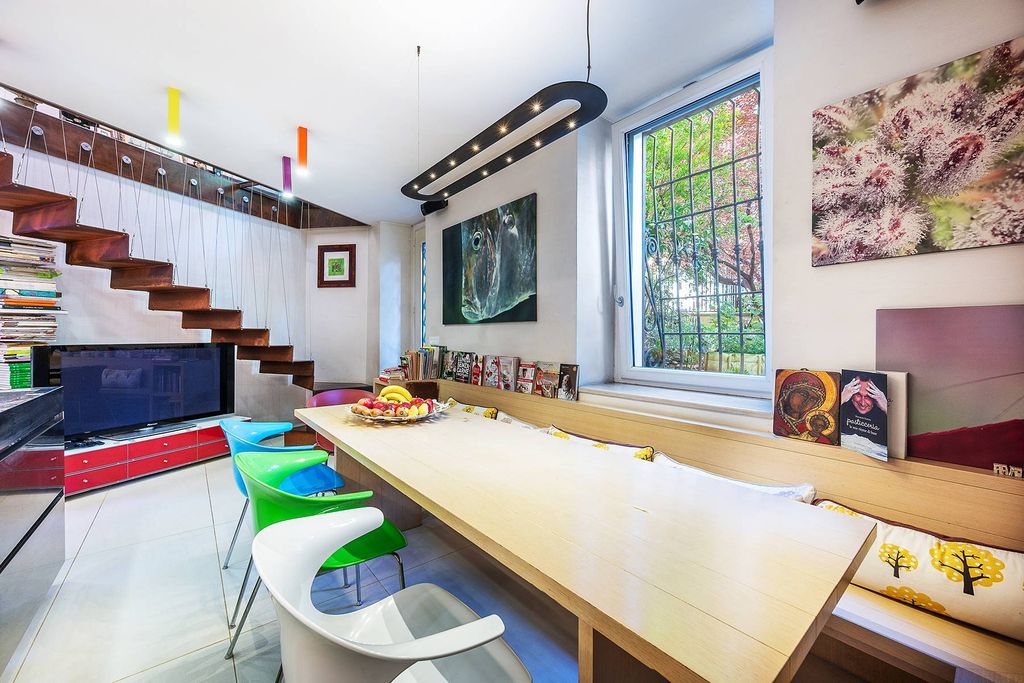 Property photo 1 of 30