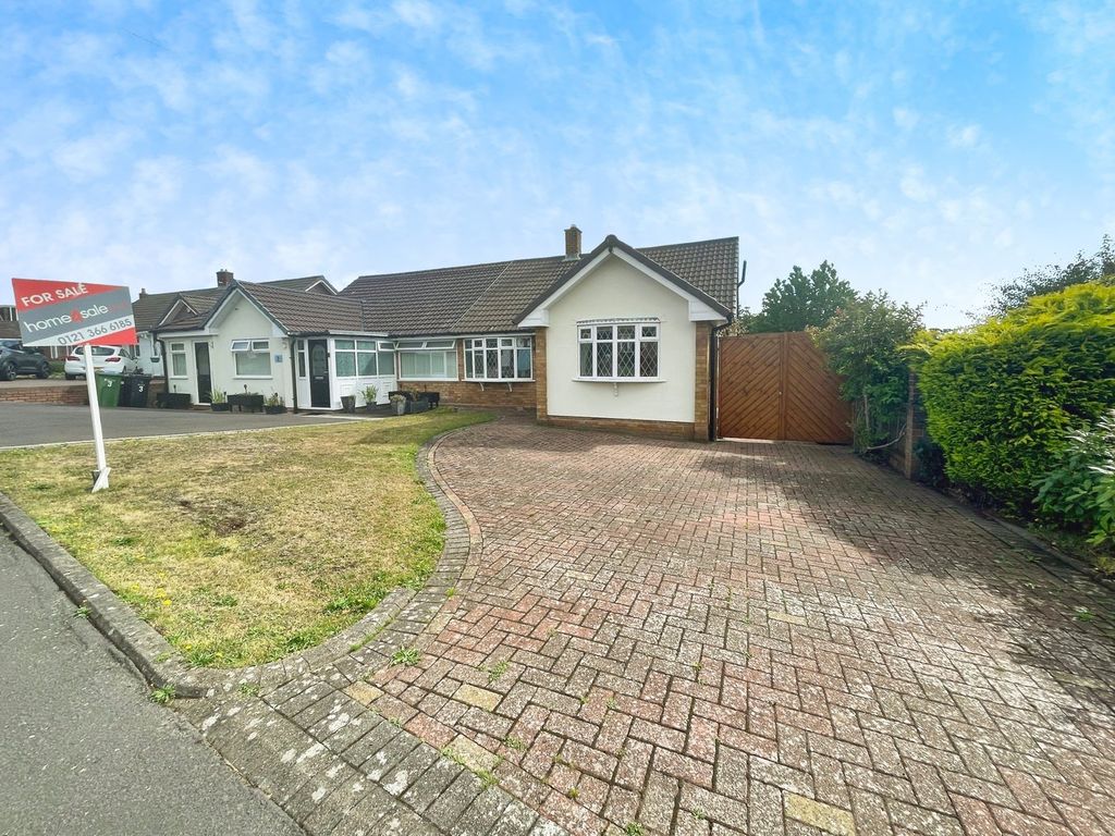 Property photo 1 of 18 Front