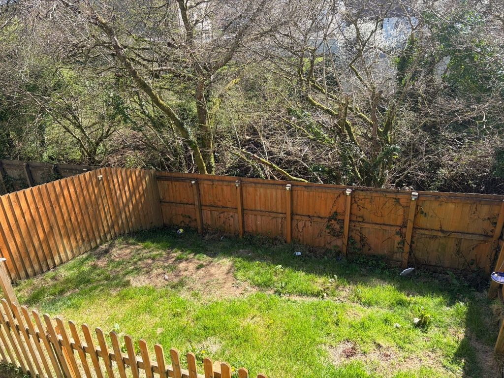 Property photo 3 of 20 5095502