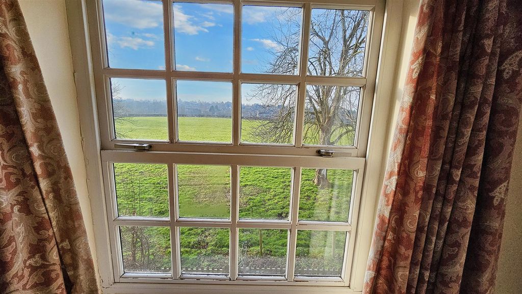 Property photo 3 of 14 20250218_151738.Jpg