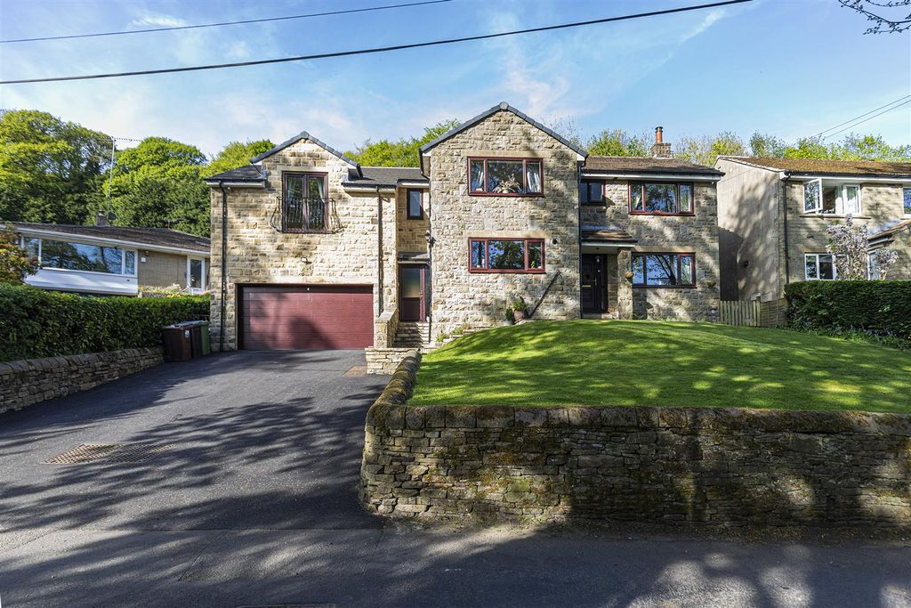 Property photo 1 of 74