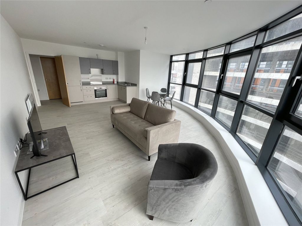 Property photo 2 of 6 Picture No. 12