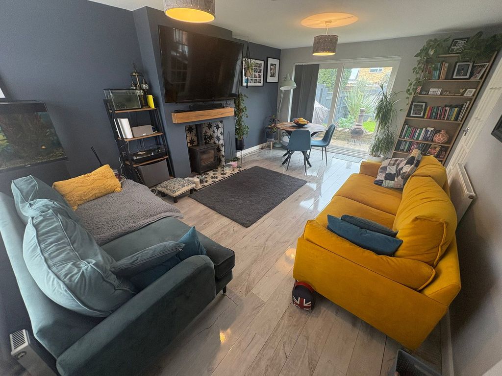 Property photo 2 of 15