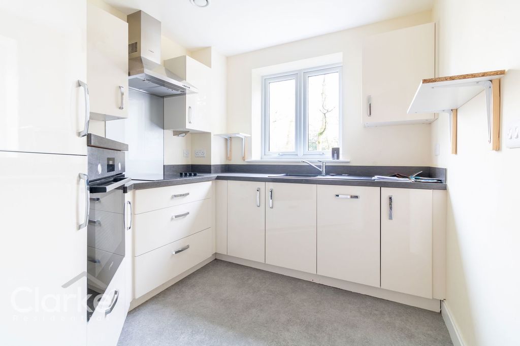 Property photo 3 of 22