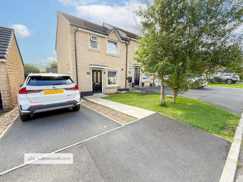 Property photo 1 of 36