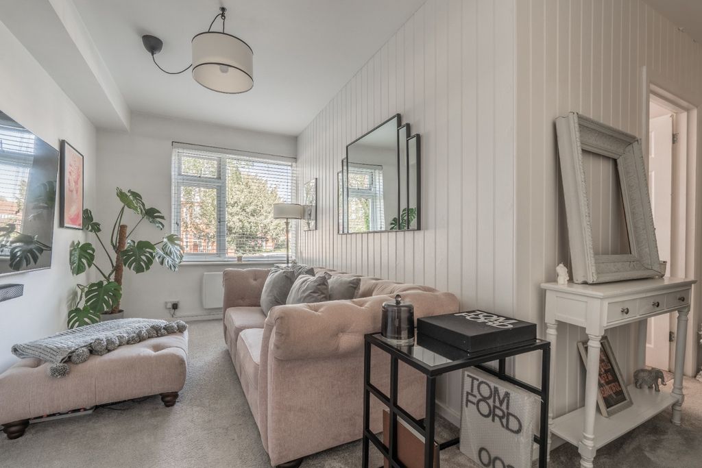 Property photo 1 of 10 5087910