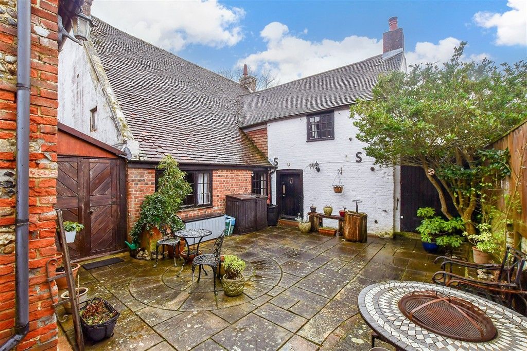Property photo 1 of 16 Rear Garden