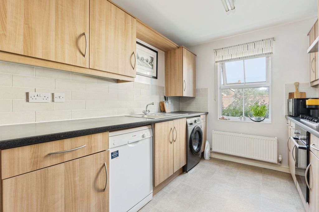 Property photo 2 of 19 Pbox-Img.Jpg