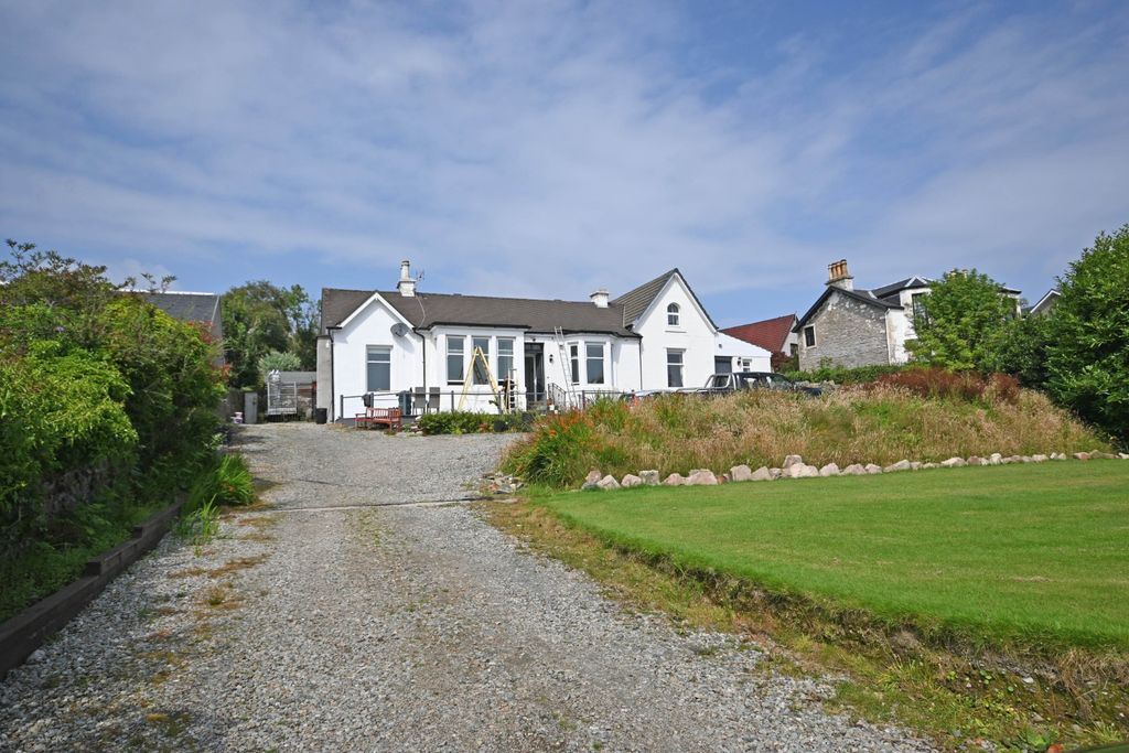 Property photo 1 of 33 4393261