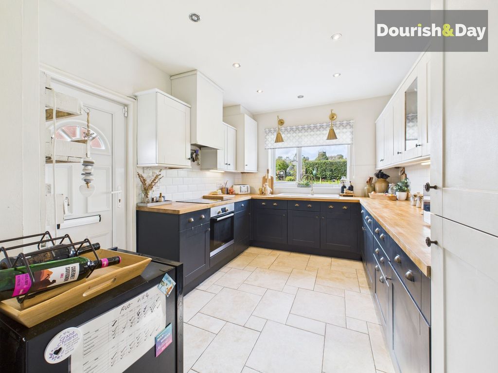 Property photo 3 of 26