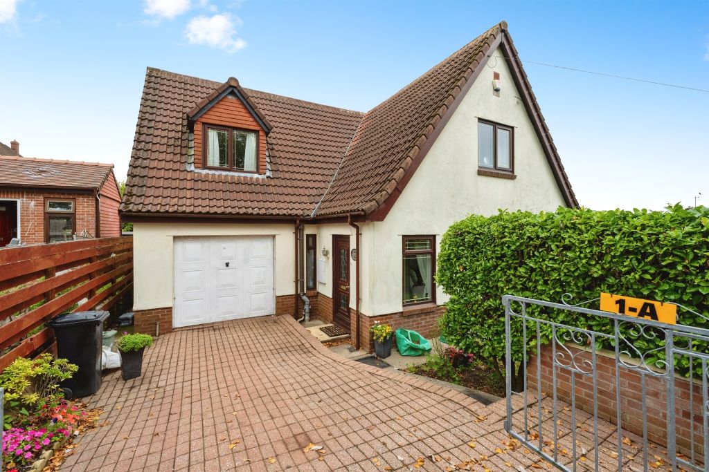 Property photo 3 of 17